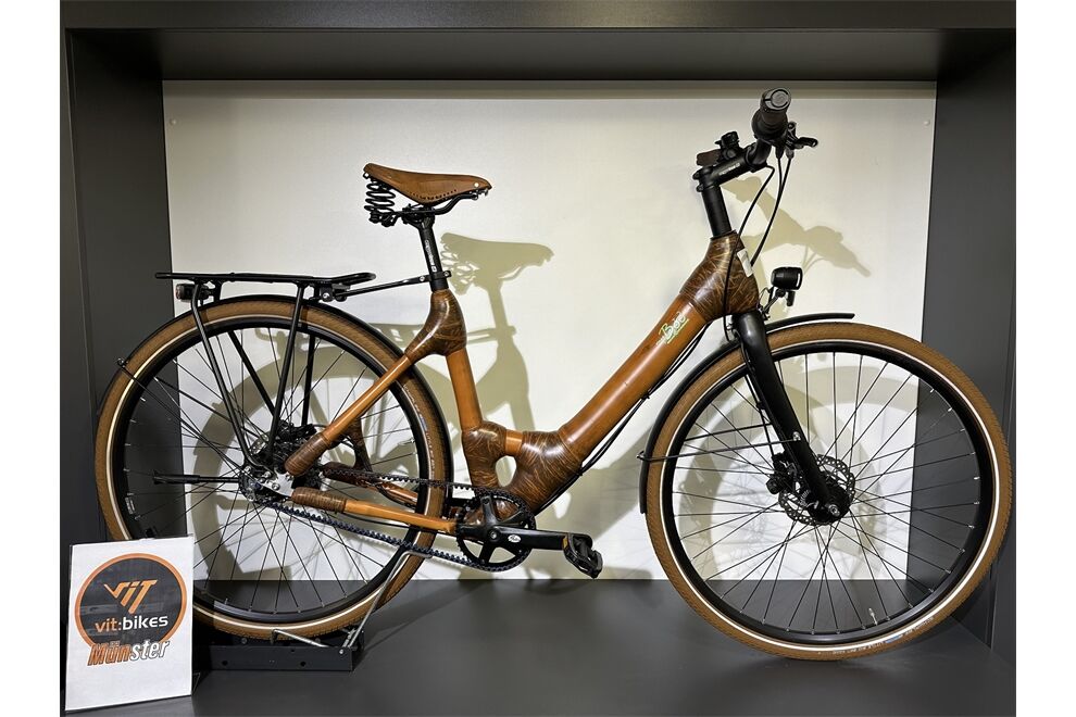 my Boo Afram Gates Wave 52 8-Gang