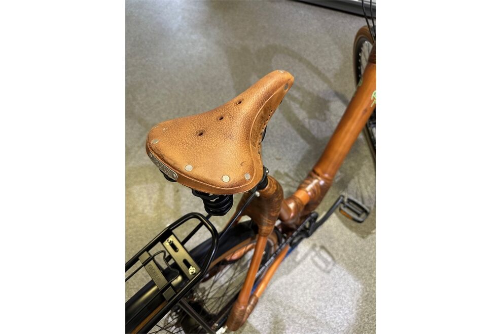 my Boo Afram Gates Wave 52 8-Gang